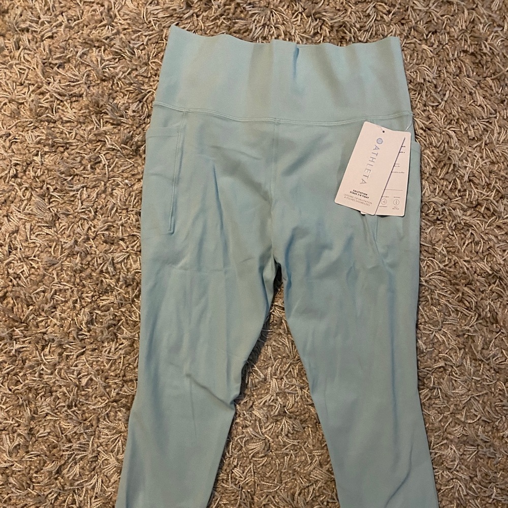 Athleta Salutation Stash 7/8 Tight Small NWT
